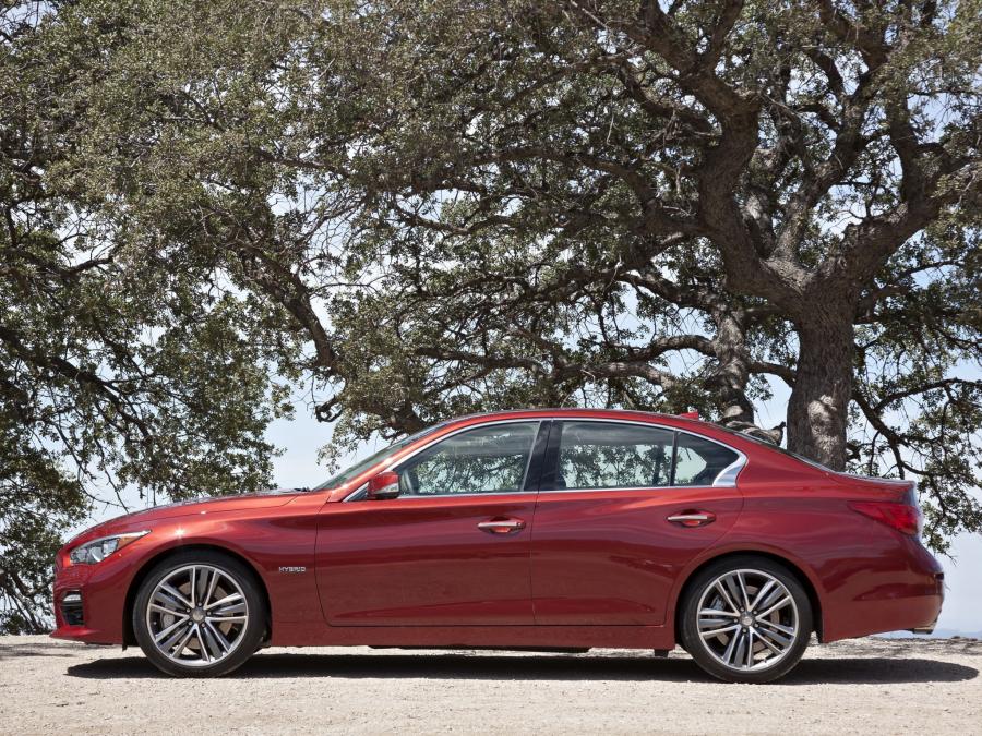  Infiniti Q50 S Hybrid 2013 года  (фото 13 из 16)